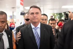 Bolsonaro sobre ter recebido auxílio-moradia: “Imoral, mas não ilegal”, por Mayara Oliveira/Metrópoles