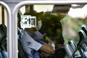 Porto Alegre desobriga uso de máscaras no transporte público; Jornal do Comércio