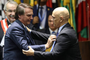 Bolsonaro diz que recebeu proposta para expandir STF e que vai discutir tema depois das eleições, por Matheus Teixeira/Folha de São Paulo