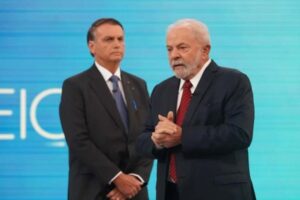 Debate da Globo: Lula relembra fala de Bolsonaro apoiando a 