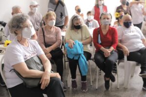 Porto Alegre: Capital inicia Outubro Prata com mutirão de serviços para idosos