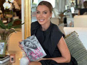 Porto Alegre: Claudia Bartelle autografa nesta sexta-feira 'Muito para viver'. Obra que será lançada na Livraria Saraiva, do Iguatemi, terá renda revertida para Santa Casa de Misericórdia