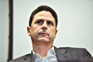 PSDB não será base nem terá cargos sob Lula, mas apoiará governabilidade, diz Bruno Araújo, por Carolina Linhares/Folha de São Paulo