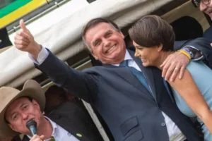 Michelle volta a citar Bolsonaro nas redes sociais: “Meu galego lindo”, por Victor Fuzeira/Metrópoles