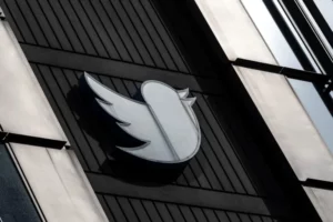 Twitter fecha escritórios para iniciar demissões e faz cortes no Brasil; Forbes