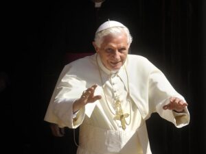 Morreu Bento XVI, o papa emérito tinha 95 anos, por Gian Guido Vecchi/Corriere Della Sera