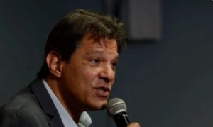 OPINIÃO: HADDAD NA FAZENDA REFORÇA CENTRISMO ECONÔMICO. - POR ANDRÉ PERFEITO/NECTON