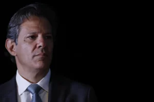 Haddad conta com Petrobras para convencer Lula a retomar impostos de combustíveis, por Fernanda Trisotto, Sergio Roxo, Manoel Ventura, Renan Monteiro e Bruno Rosa/O Globo