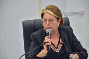 Vereadora em SC é cassada por repúdio a gesto apontado como nazista feito por bolsonaristas, por Caue Fonseca e Italo Nogueira/Folha de São Paulo