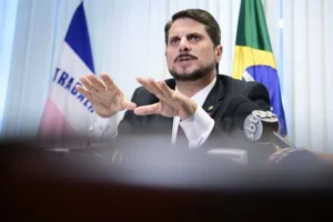 Do Val apresenta várias versões de plano para impedir posse de Lula, por Taísa Medeiros e Kelly Hekally/Correio Braziliense