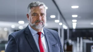 Granpal recebe ministro Paulo Pimenta em Almoço Metropolitano