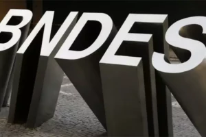 Financiamento do BNDES no exterior burla licitação, por Cláudio Humberto