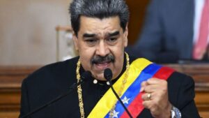 Como Maduro busca reverter isolamento internacional e sanções à Venezuela; da BBC