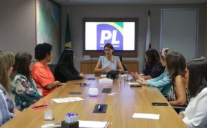 Michelle Bolsonaro assume a presidência do PL Mulher: 'Disposta a aprender'; por Kathlen Barbosa/O Globo