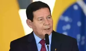 Mourão sobre yanomamis: 'Índio quer celular, caminhonete e ar-condicionado'; Estado de Minas