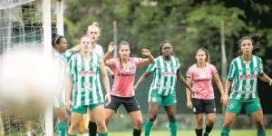 Clubes gaúchos se preparam para ter times femininos até 2027, por Maria Clara Centeno* e Lucas Mello/Correio do Povo