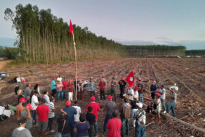 Entidades do agro condenam invasões de terra e dizem que MST é criminoso, por Marcelo Toledo/Folha de São Paulo