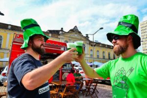 Porto Alegre: Celebração do Saint Patrick's Day movimenta o 4º Distrito nesta sexta-feira. Confira os bloqueios de trânsito