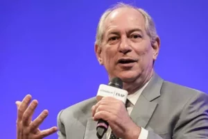 PSDB aguarda filiação do ex-ministro Ciro Gomes ao partido, por Cláudio Humberto/Diário do Poder