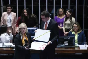 Rosa Weber critica baixa presença feminina no Legislativo, por Ândrea Malcher/Correio Braziliense