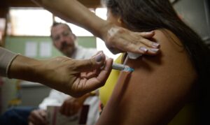 Baixa cobertura contra HPV favorece casos preveníveis de câncer