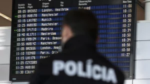 Suspeito de homicídio, brasileiro que levava carne na mala ficará preso em Portugal até extradição para Holanda; da RFI