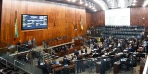 Assembleia Legislativa do RS aprovará o piso de 9,45% para professores, por Taline Oppitz/Correio do Povo