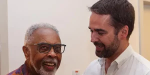 Leite se desculpa com Gilberto Gil 