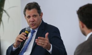 Haddad: informações sobre colapso de bancos nos EUA são insuficientes