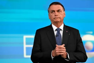 Bolsonaro diz à PF que pediu a ajudante de ordens verificar situação das joias para evitar vexame diplomático, por Eduardo Gonçalves/O Globo