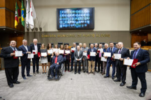 Porto Alegre: Câmara homenageia ex-presidentes do Legislativo