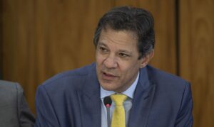 Haddad anuncia 14 medidas para o crédito nesta semana