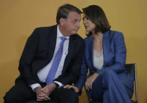 PF apreende celulares de Bolsonaro e Michelle, por Bela Megale/O Globo