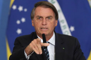 PF faz buscas na casa de Bolsonaro e prende ex-ajudante, tenente-coronel Mauro Cid/O Estado de São Paulo