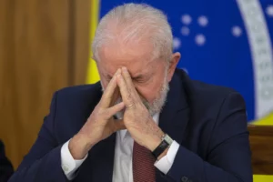 Lula impõe multa milionária ao Google, que tira do ar conteúdo sobre Projeto da Censura/Revista Oeste