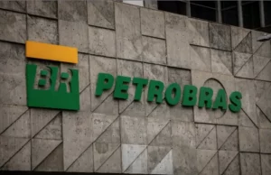 Nova política de preços da Petrobras vira alvo de questionamento na Justiça, por João Paulo Saconi/O Globo