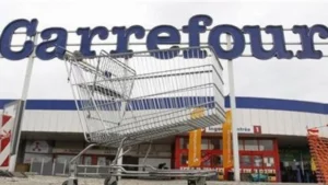 Entidades antirracistas exigem na Justiça a presença de negros na diretoria do Carrefour no Brasil, da RFI