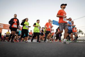 Participantes de 16 países disputam a 38ª Maratona Internacional de Porto Alegre