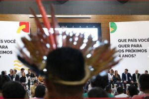 Propostas da população ao orçamento vão de mercado para cânabis à proibição de banheiro unissex/Folha de São Paulo