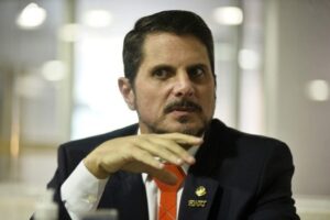 Podemos sai em defesa de Marcos Do Val sobre investigação da PF, por Ândrea Malcher/Correio Braziliense