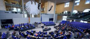 Alemanha aprova lei para facilitar imigração de mão de obra. da Deutsche Welle