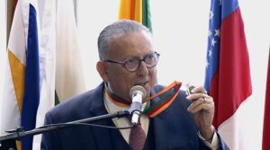 RS: Assembleia Legislativa concede Medalha do Mérito Farroupilha a Galvão Bueno. ' Amo o Rio Grande” ouça a íntegra do discurso de Galvão Bueno na homenagem