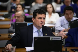 PL acusa Moro de tumultuar ação que pode cassá-lo e recorre de decisão do TRE-PR, por Rodrigo Castro/O Globo