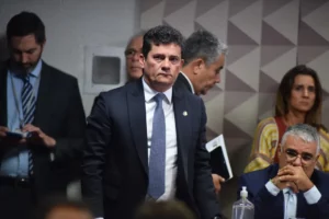 Os cálculos de adversários de Moro para cassá-lo e tomar a sua vaga no Senado, por Rafael Moraes Moura/O Globo