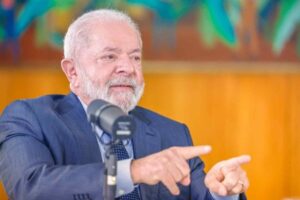 Lula concede medalhas a cientistas que tiveram prêmio negado por Bolsonaro, por Victor Correia/Correio Braziliense