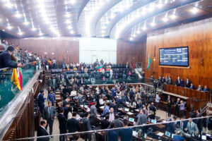 RS: Votação da PEC dos símbolos é retomada, mas deliberação não é concluída por retirada de quórum