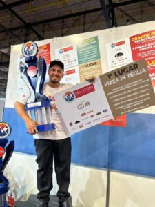 Após recorde com maior pizza do Brasil, chef gaúcho conquista duas vagas para o mundial de pizzas