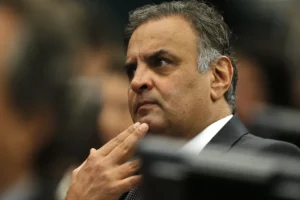 'Essa decisão da Justiça me dá fôlego', diz Aécio Neves após absolvição em processo da Lava-Jato, por Ivan Martínez-Vargas/O Globo