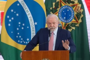 Emirados Árabes recorrem a Lula para entrar no Brics, por Igor Gadelha/Metrópoles