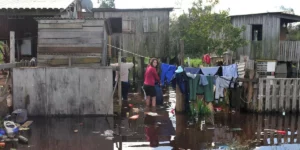 Moradores da região das Ilhas em Porto Alegre enfrentam inundações após ciclone, por Kyane Sutelo/Correio do Povo